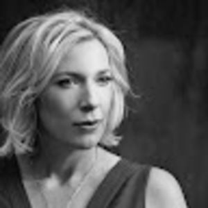 Meet your Posher, Carrie